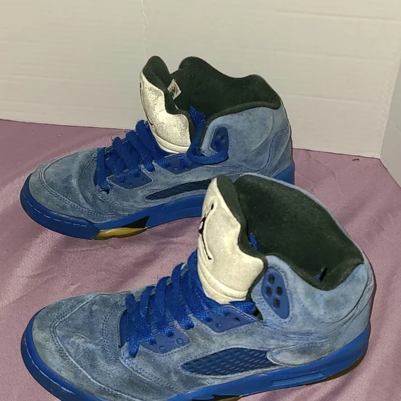 Size 4.5y- Air Jordan 5 Retro Blue Suede - Picture 2 of 7